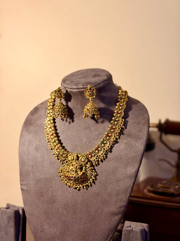 Thanjavur Lakshmi Necklace Set